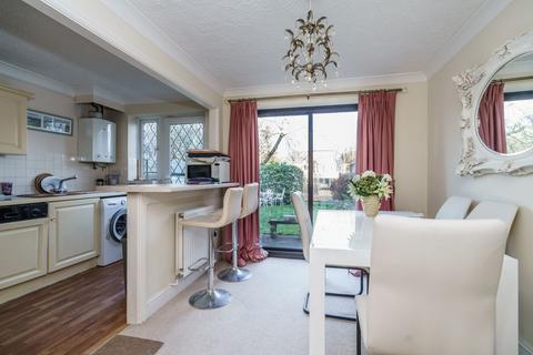 3 bedroom end of terrace house for sale, Groves Close, Bourne End, SL8