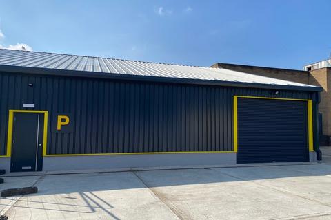 Industrial unit to rent, Unit P, Global Park, Eastgates, Moorside, Colchester, Essex, CO1