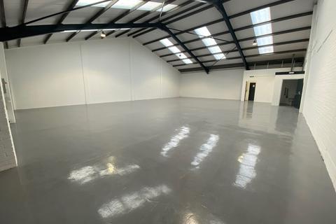 Industrial unit to rent, Unit P, Global Park, Eastgates, Moorside, Colchester, Essex, CO1