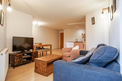 1 bedroom ground floor flat for sale, Coburg Street, The Shore, Edinburgh, EH6