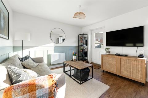 8 Geranium Drive, Worthing, BN13 3WQ
