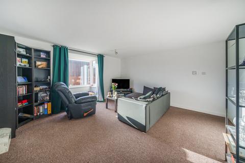 2 bedroom apartment for sale, Vicarage Court, Gloucester GL3