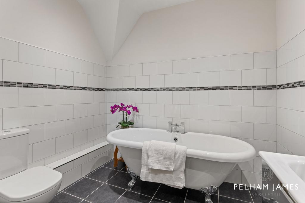 Bathroom - Clipsham House, Deeping St James