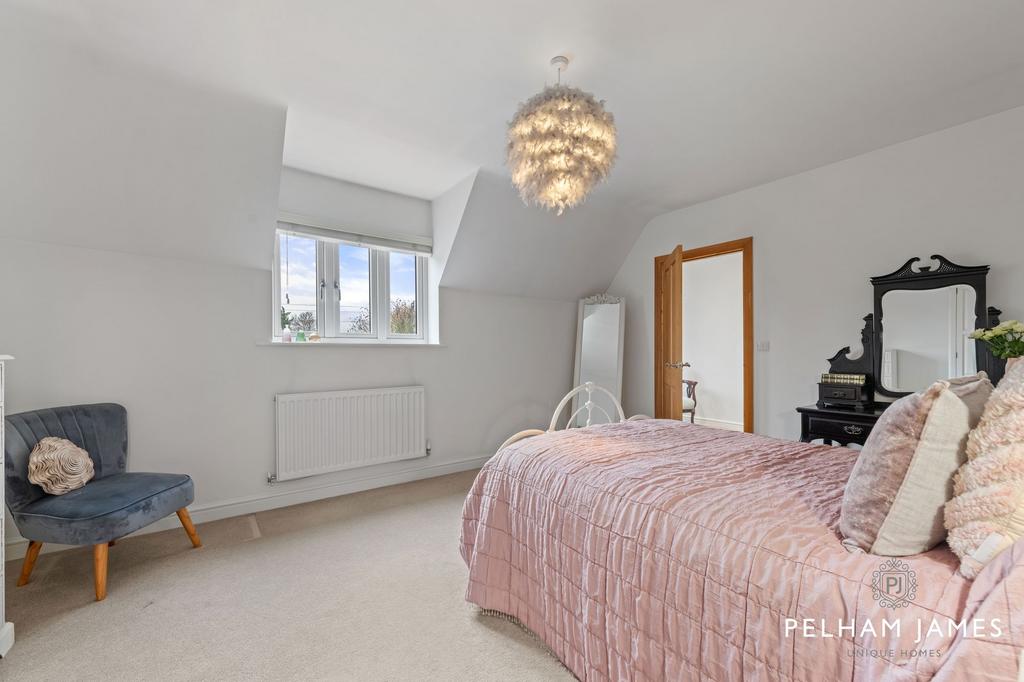 Bedroom 2 - Clipsham House, Deeping St James