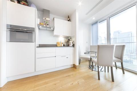 Studio to rent, Crossharbour Plaza, London E14