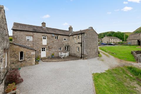 5 bedroom detached house to rent, Conistone, Skipton, North Yorkshire, BD23