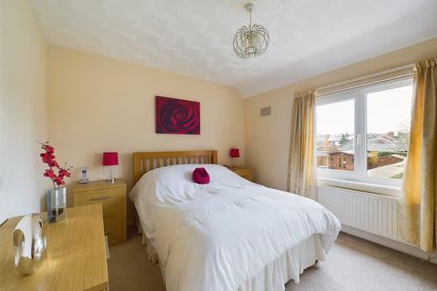 4 Sandyleaze, Gloucester, GL2 0PY