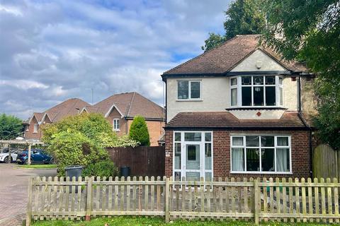 3 bedroom semi-detached house for sale, Vinson Close, Orpington