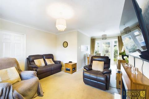 3 bedroom semi-detached house for sale, Queenswood Avenue, Hutton, Brentwood, Essex, CM13