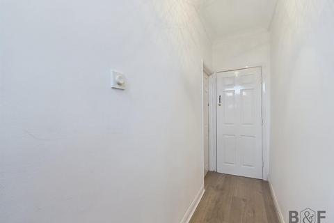 3 bedroom maisonette for sale, Oaklands Road, Bristol BS16