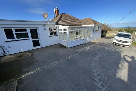 4 bedroom bungalow to rent, Gwbert, Cardigan, Ceredigion