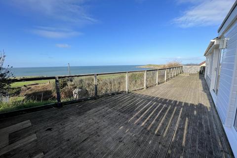 4 bedroom bungalow to rent, Gwbert, Cardigan, Ceredigion