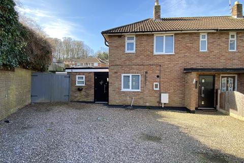 6 Summer Crescent, Wrockwardine Wood, Telford, TF2 7AY