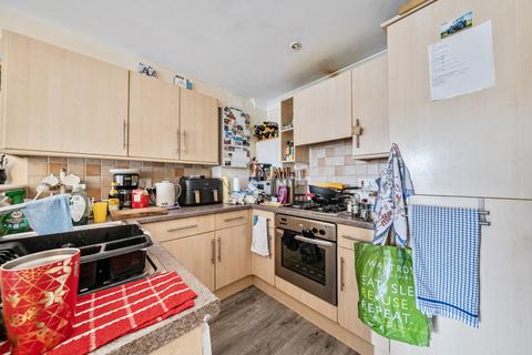 2 bedroom flat for sale, Twyford Road, Eastleigh, Hampshire, SO50