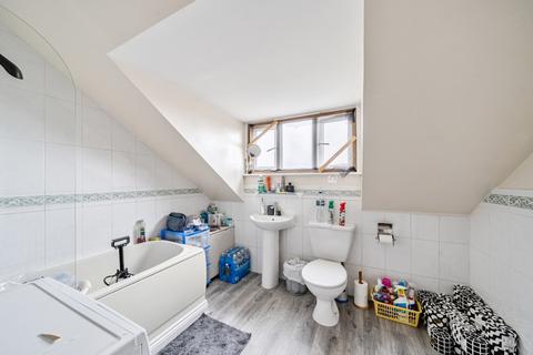 2 bedroom flat for sale, Twyford Road, Eastleigh, Hampshire, SO50