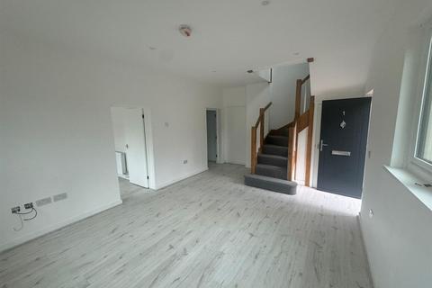 3 bedroom detached house to rent, Mill Studio, Ware