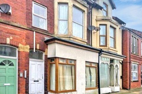 House of multiple occupation for sale, North Albert Street, Fleetwood, Lancashire, FY7 6AJ