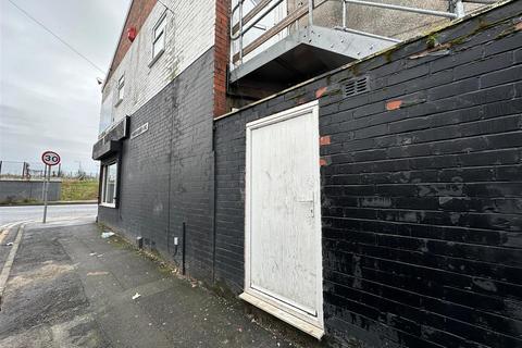 Retail property (high street) to rent, Hyde Road, Gorton