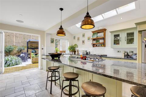 5 bedroom terraced house for sale, Bennerley Road, London, SW11