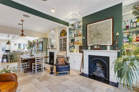 5 bedroom terraced house for sale, Bennerley Road, London, SW11