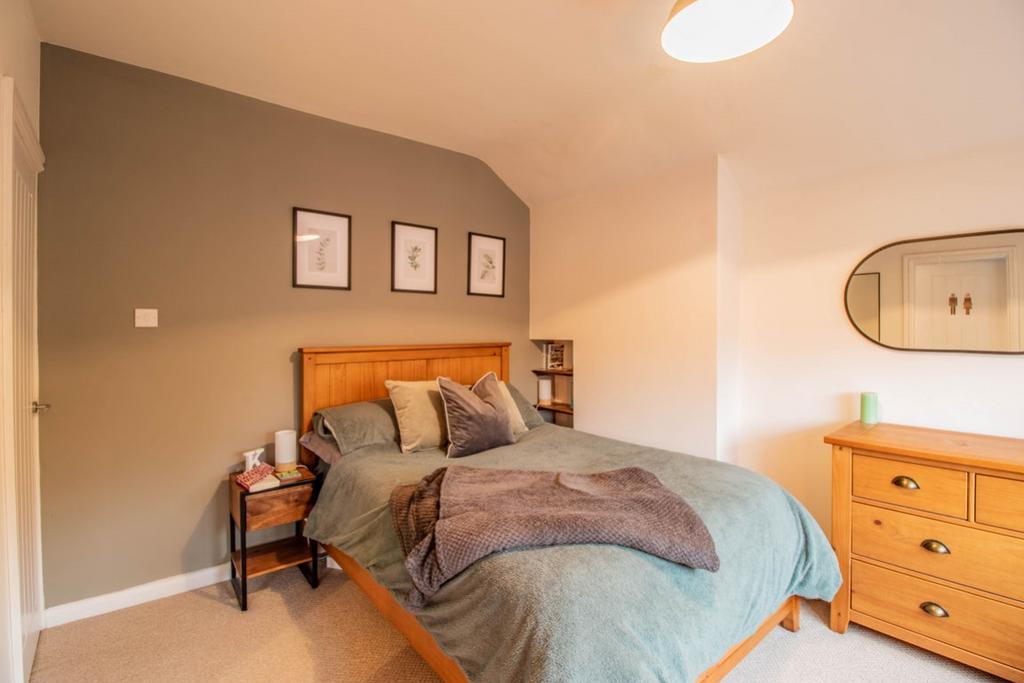 Bedroom 1 (Double with Ensuite)