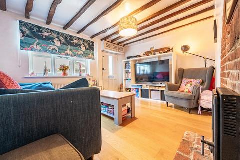 2 bedroom cottage for sale, North Street, Dunmow