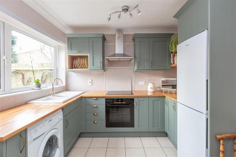 3 Foxbury, New Ash Green, Longfield, DA3 8LP