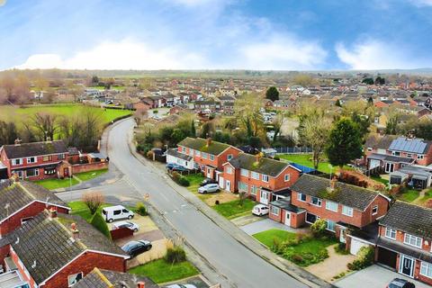 4 bedroom semi-detached house for sale, Pembroke Avenue, Syston, LE7