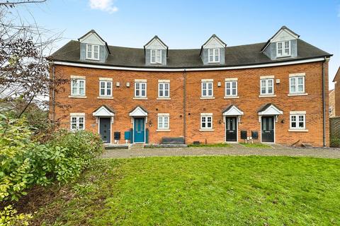 4 bedroom terraced house for sale, Pools Brook Park, Kingswood HU7