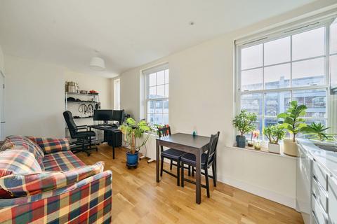 1 bedroom apartment for sale, Brassey House, New Zealand Avenue, Walton-On-Thames