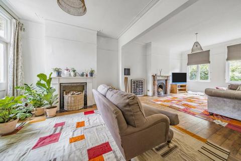 4 bedroom terraced house to rent, London, SE5