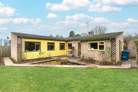 2 bedroom detached bungalow for sale, Foxton Close, Oxford, OX2