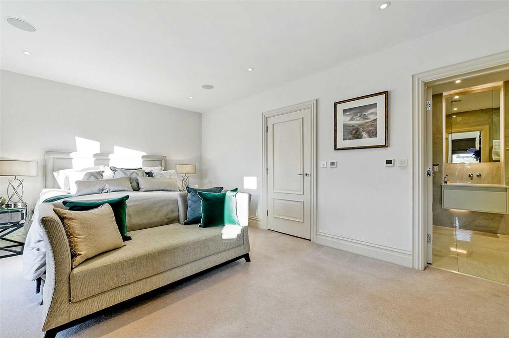 Principal Bedroom