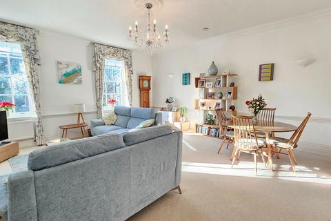 2 bedroom flat for sale, Old Bath Road, Newbury RG14