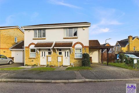 2 bedroom semi-detached house for sale, Chaplin Close, Wainscott