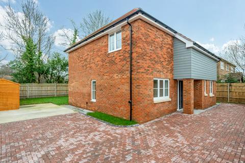 4 bedroom detached house for sale, Cooks Lane, Calmore, SO40