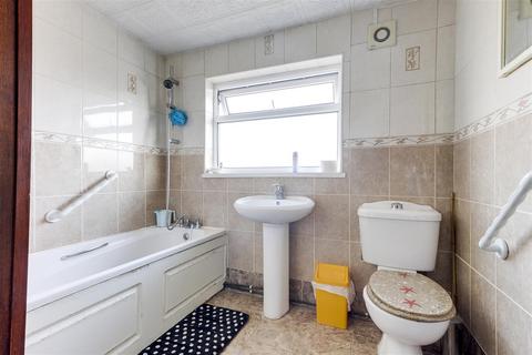 3 bedroom end of terrace house for sale, Manor Street, Sneinton NG2