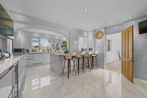 4 bedroom detached house for sale, St. Osyth, Essex