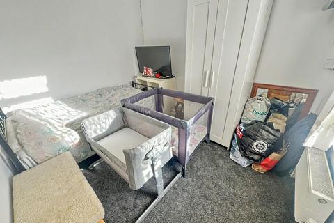 2 bedroom terraced house for sale, Falcon Road, Enfield