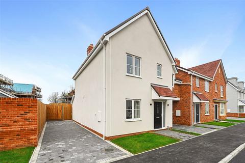 3 bedroom link detached house to rent, Windermere Way, Rettendon Common, Chelmsford, Essex, CM3