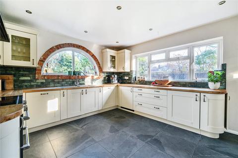 4 bedroom semi-detached house for sale, Frensham Road, Lower Bourne, Farnham, GU10