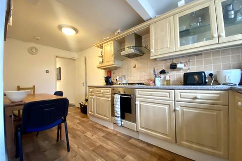 3 bedroom apartment to rent, Westbourne Place, BRISTOL BS8