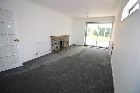 3 bedroom detached bungalow for sale, Courtlands, Saltash