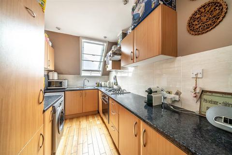 3 bedroom flat to rent, Thurlow Park Road, Dulwich, SE21