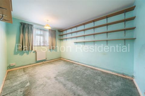 51 Templeton Road, London, N15 6RX