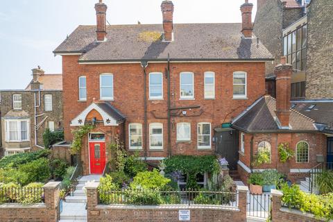 5 bedroom semi-detached house for sale, Cliff Street, Ramsgate, CT11