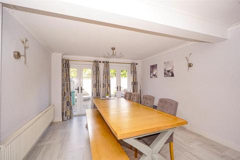 5 bedroom detached house for sale, Denehurst Gardens, Hastings