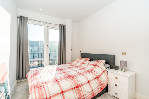 Flat 12, 4 Mcewan Square, Edinburgh, EH3 8EL