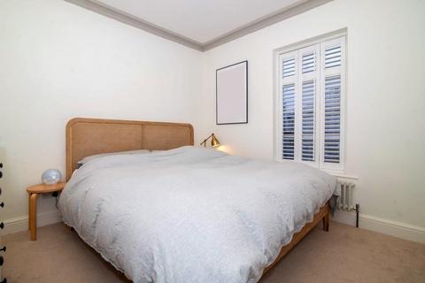 2 bedroom terraced house for sale, East Road, Kingston upon Thames, KT2