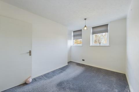 11 Lennard Row, Aveley, South Ockendon, RM15 4AH